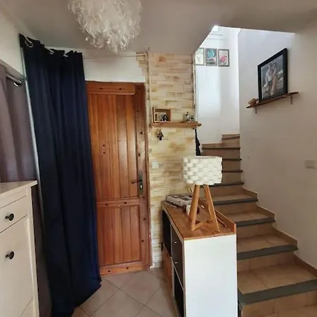Βίλα Jolie Maison 135m2 Avec Jacuzzi Et Petite Piscine *