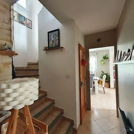 Jolie Maison 135m2 Avec Jacuzzi Et Petite Piscine *